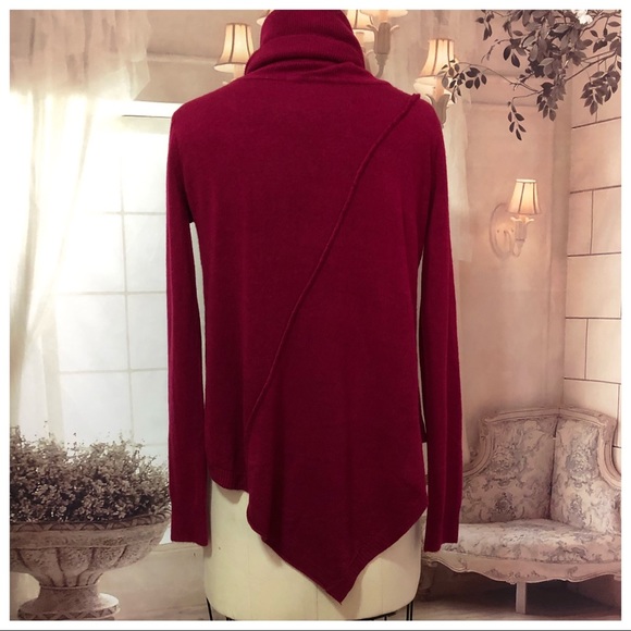 New York & Co asymmetrical sweater - Picture 2 of 7